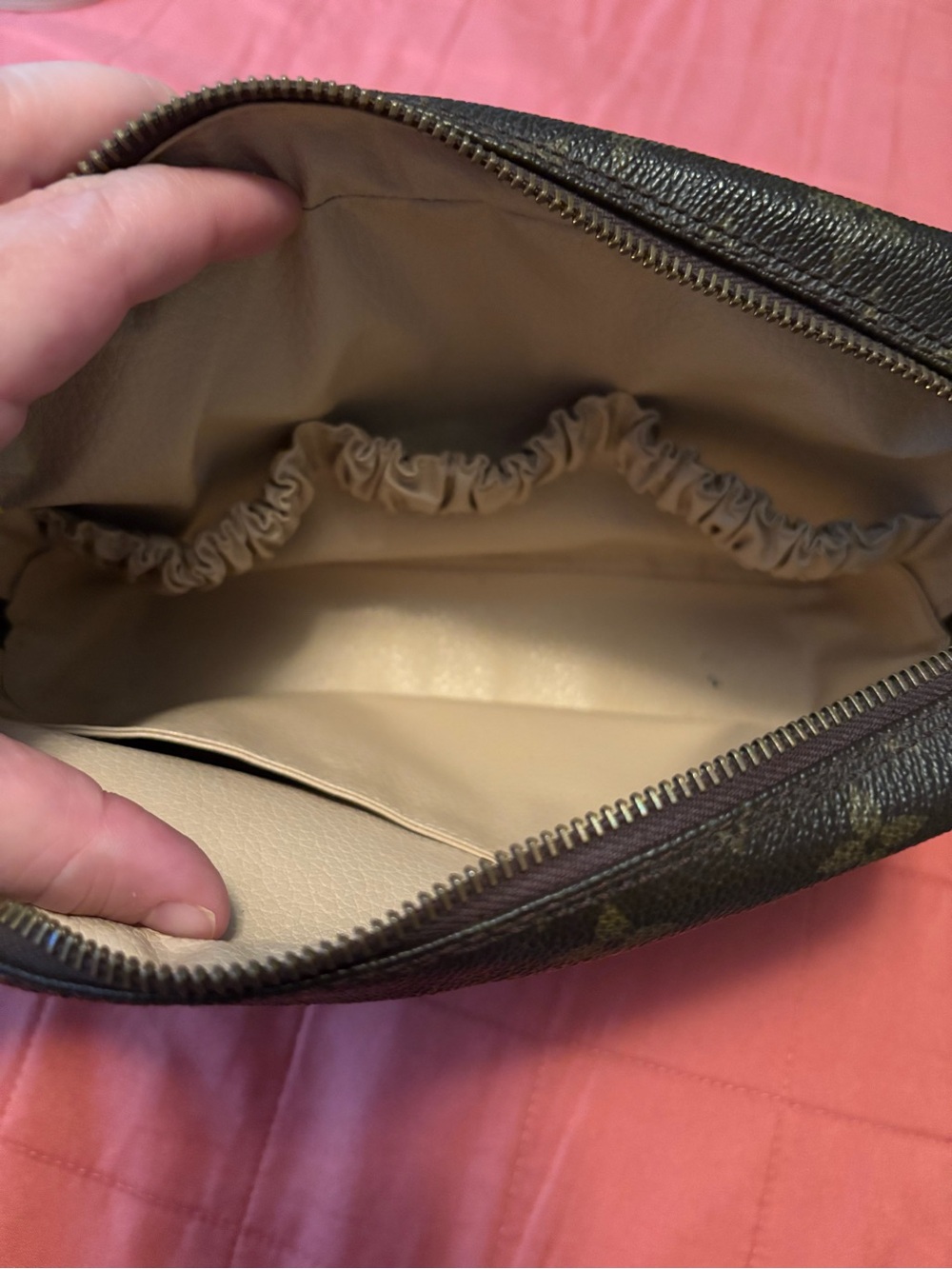 Louis Vuitton Trousse 28 - Picture 4 of 13